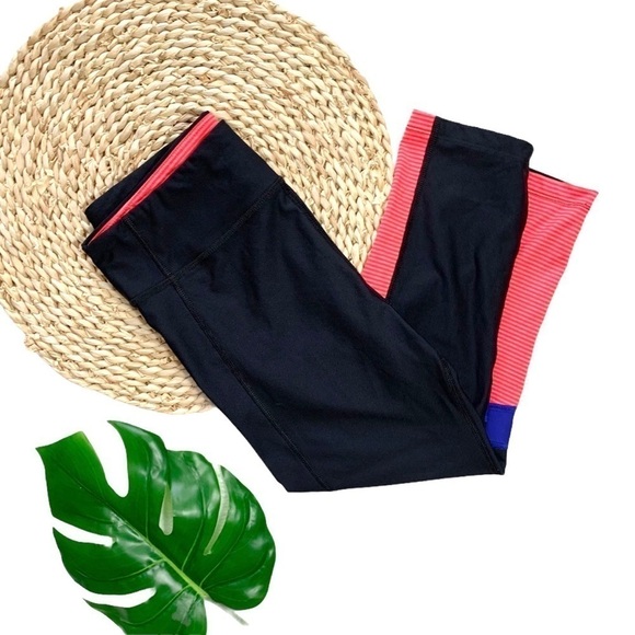 Under Armor Heat Gear Compression Capri Legging S - Picture 17 of 17